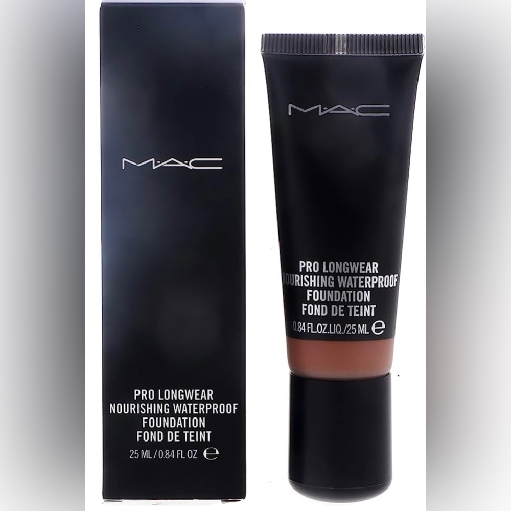 MAC Cosmetics Pro Longwear Nourishing Waterproof Foundation NW40 84oz/ 25 ML